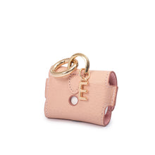 Görseli Galeri görüntüleyiciye yükleyin, YOUZ. Kişiselleştirilebilir AirPods Kılıfı Powder Pink / Gold
